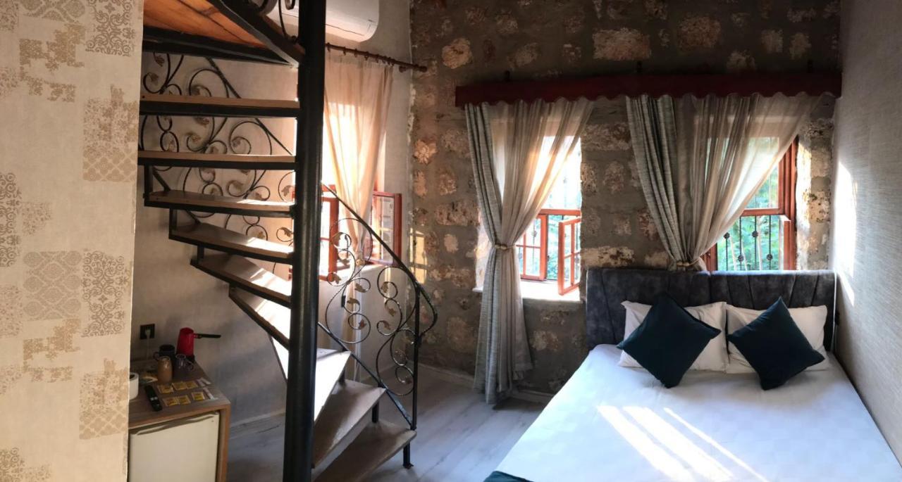 Grand Friends Bed and Breakfast Antalya Exteriör bild